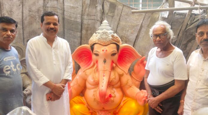 सुप्रसिद्ध मूर्तीकार विलास मांजरेकर यांना ‘कोकण कलारत्न पुरस्कार’