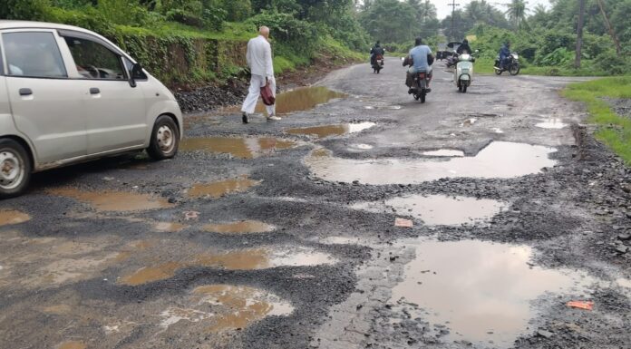 मिरजोळी रस्त्यावर प्रवास करणे धोक्याचे : रहिमान दलवाई
