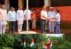 हर घर तिरंगा अभियानात वेतोरे हायस्कूल येथे मुख्य कार्यकारी अधिकारी रवींद्र खेबुडकर यांचा सहभाग