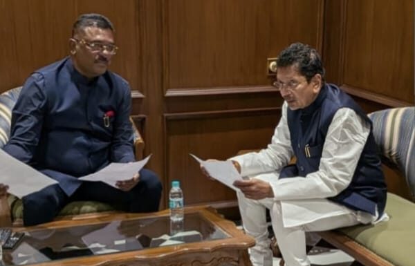 सावंतवाडीच्या एसटी प्रश्नांवर परिवहन मंत्री सकारात्मक