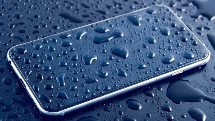 phone-rain-maharashtra-times.jpg