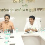 सिंधुदुर्गातील आरोग्य यंत्रणेला बळ. कुडाळ, मालवण ग्रामीण रुग्णालय विशेषतज्ञासह, रिक्तपद भरती व विकास कामांना गती देण्याचे आरोग्यमंत्र्यांचे निर्देश.