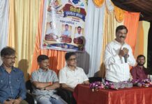 गरीब व गरजू विद्यार्थ्यांच्या समाजबांधव पाठीशी – संजय सावंत