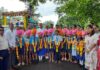 आंबवली प्रभागातील गुणवंत विद्यार्थ्यांचा भव्य मिरवणुकीसह उत्साहात सत्कार