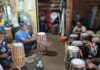माखजनात वाद्यांच्या दुकानात लगबग