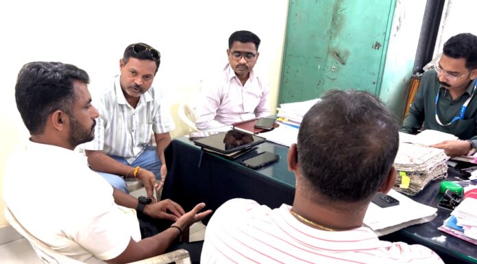 माजगाव-चिपटेवाडी रस्त्याच्या डांबरीकरणासाठी वनविभाग कार्यालयात संयुक्त बैठक