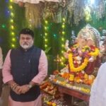 पाच दिवसांच्या गौरी-गणपतीचे विसर्जन.