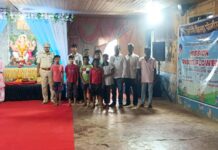 गणेशोत्सवाच्या पार्श्वभूमीवर पोलिसांकडून जनजागृती अभियान