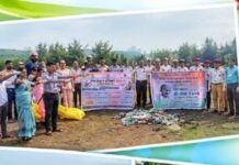 वेळास स समुद्रकिनारी ‘सेवा संकल्प अभियान’अंतर्गत स्वच्छता मोहीम