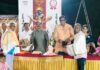 ८ थरांची भव्य मानवी रचना उभारत खेमनाथ गोविंदा पथकाने जिंकली दाद