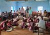 माखजन हायस्कुल मध्ये इलिमेंटरी आणि इंटरमिजीएट परीक्षा