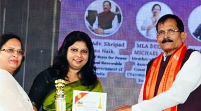रंजिता ओतारी यांना ‘बेस्ट सोशल वर्कर महाराष्ट्र’ अवॉर्ड