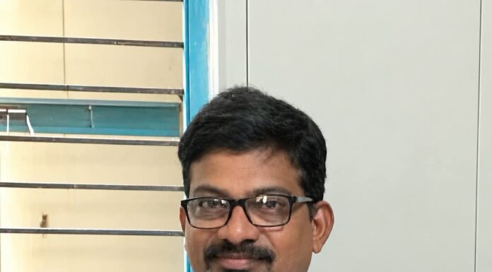 शिक्षक चंद्रशेखर कारेकर यांचे आकस्मिक निधन