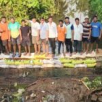 शिरगाव-शेवरे ओहोळावर ग्रामस्थांनी उभारला कच्चा बंधारा