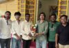 प्रसिद्ध ‘फोक आख्यान’च्या कलाकारांनी घेतला कोकणी पाहुणचाराचा गोडवा.