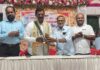 जिल्ह्याबाहेरील व्यक्तींच्या धमक्यांना घाबरू नका, राणे कुटुंबीय व लोकप्रतिनिधी मूर्तिकारांच्या पाठीशी – प्रमोद कामत