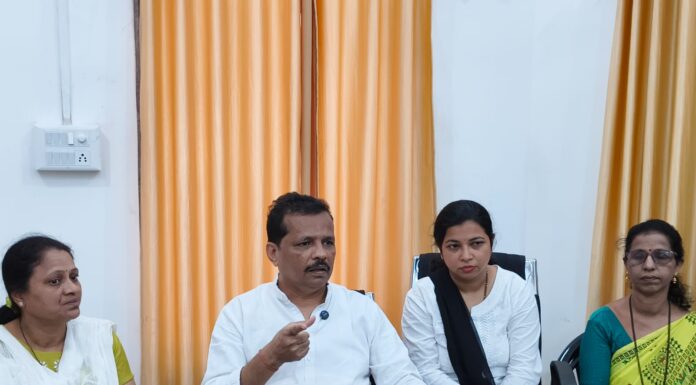 लोकप्रतिनिधींमधील समन्वया अभावी शहराचा विकास प्रभावित होऊ नये : संजू परब