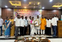 समाजविकासातील योगदानाची दखल; शिवसेना तालुकाप्रमुख सचिन धाडवे यांना ‘राजकीय भूषण पुरस्कार २०२६’ने गौरव