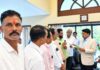 सौंदळ रेल्वे स्थानकावर मूलभूत सुविधांसह नव्या सीएसएमटी सावंतवाडी गाडीसह अन्य गाडयांना थांबा द्यावा सौंदळ रेल्वे स्थानक संघर्ष समिती खा. नारायण राणे यांना निवेदन