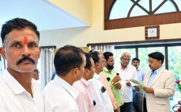 सौंदळ रेल्वे स्थानकावर मूलभूत सुविधांसह नव्या सीएसएमटी सावंतवाडी गाडीसह अन्य गाडयांना थांबा द्यावा सौंदळ रेल्वे स्थानक संघर्ष समिती खा. नारायण राणे यांना निवेदन