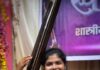 मुंबई विद्यापीठ युवा महोत्सवमध्ये गोगटेच्या शास्त्रीय गायन मध्ये तन्वी मोरे हिने रौप्य पदक पारितोषिक पटकावले.