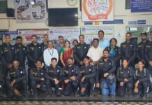नौदलाच्या कमांडोंची ज्ञानदीप इंग्लिश मीडियम स्कूलला भेट; विद्यार्थ्यांना रोमांचक प्रात्यक्षिकांचे दर्शन