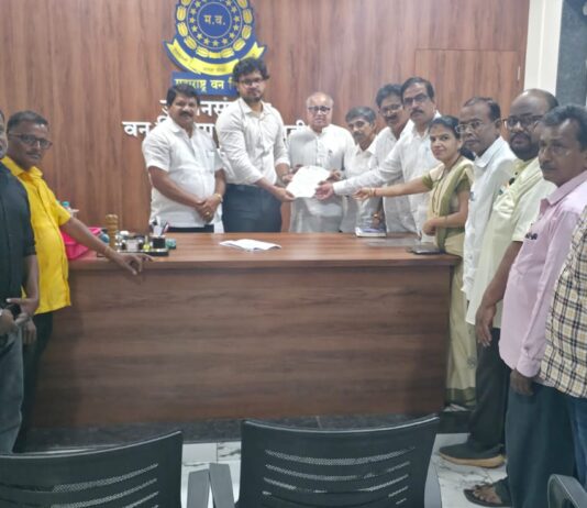 वन्यप्राण्यांमुळे होणाऱ्या नुकसानीची रक्कम वाढवून द्या