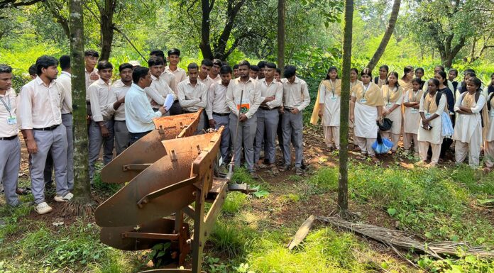 सेवा संकल्प अभियान अंतर्गत चिपळूण भाजपाच्यावतीने उक्ताड अंगणवाडीत खेळणी भेट