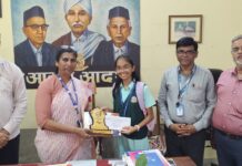 पटवर्धन हायस्कूलच्या रमा कानविंदे हिचे ‘शब्दवेध’ अभिवाचन स्पर्धेत यश!