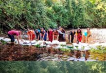 शालेय शिक्षणाबरोबरच विद्यार्थ्यांना समाजभानाच्या जाणिवेचा संस्कार ! पालक- नागरिकांकडून कौतुक !
