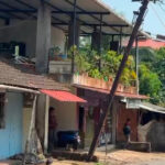 कलमठ गावातील जीर्ण विद्युत पोल बदलले