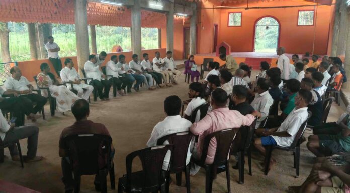 वझरे गावाला न्याय मिळवून देणार!