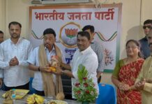 जनतेचे प्रश्न सोडविण्यासाठी माझ्या पदांचा नेहमीच वापर केला, याचा आनंद आहे : खास. नारायण राणे